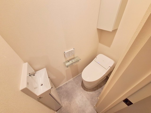 トイレ　★温水洗浄便座★