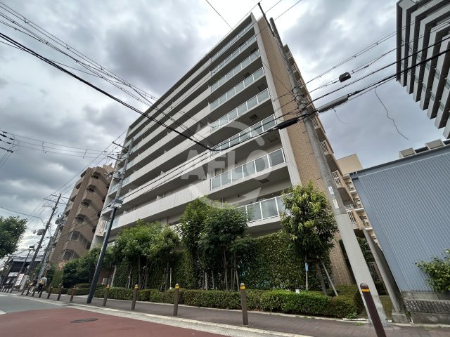 大阪市城東区関目のマンションの建物外観