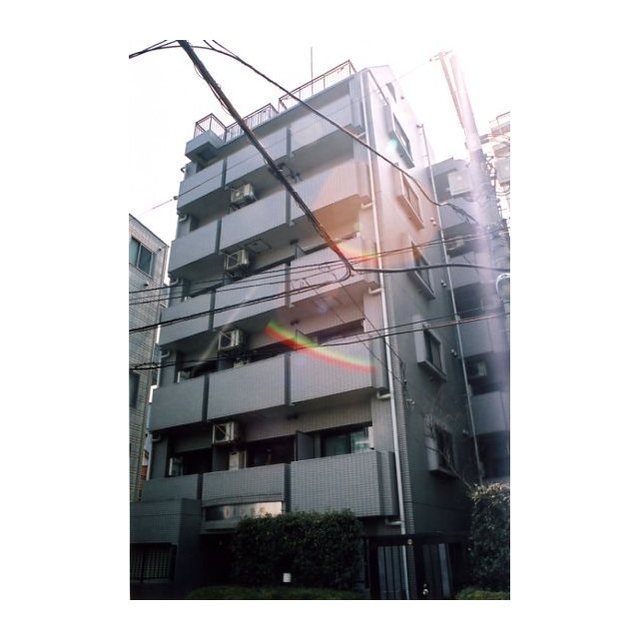 アートイン巣鴨の外観
