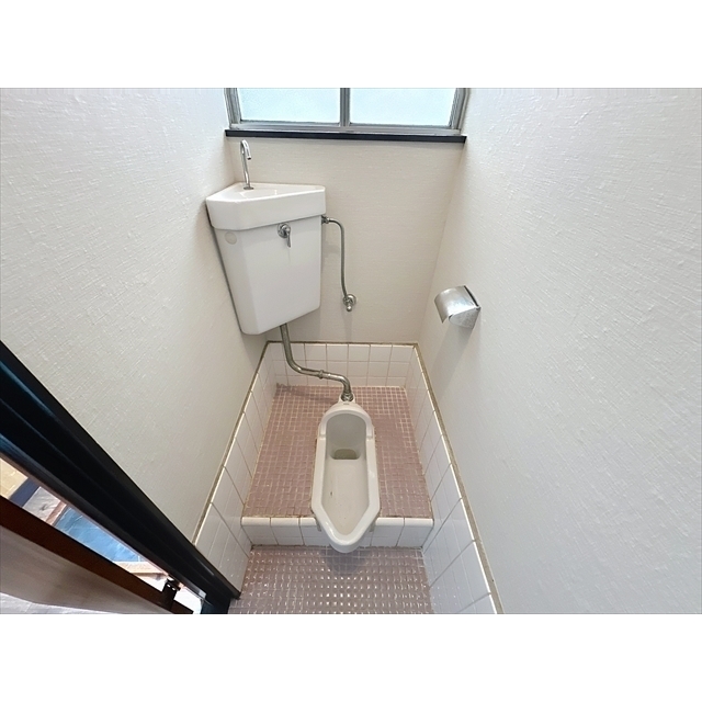 トイレ　和式トイレです