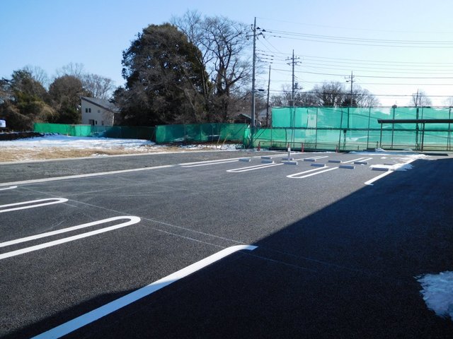 駐車場　敷地内駐車スペース