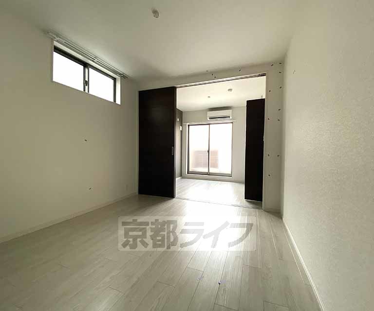 居室・リビング　２０２５年築、設備充実物件！