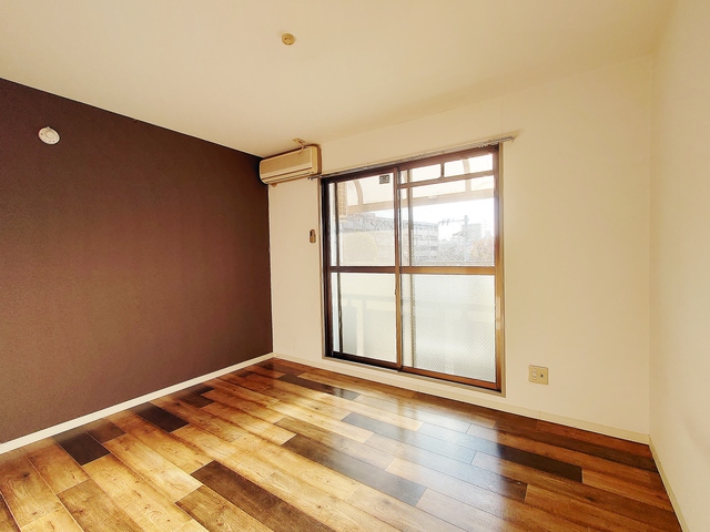 その他設備　エアコン付の洋室