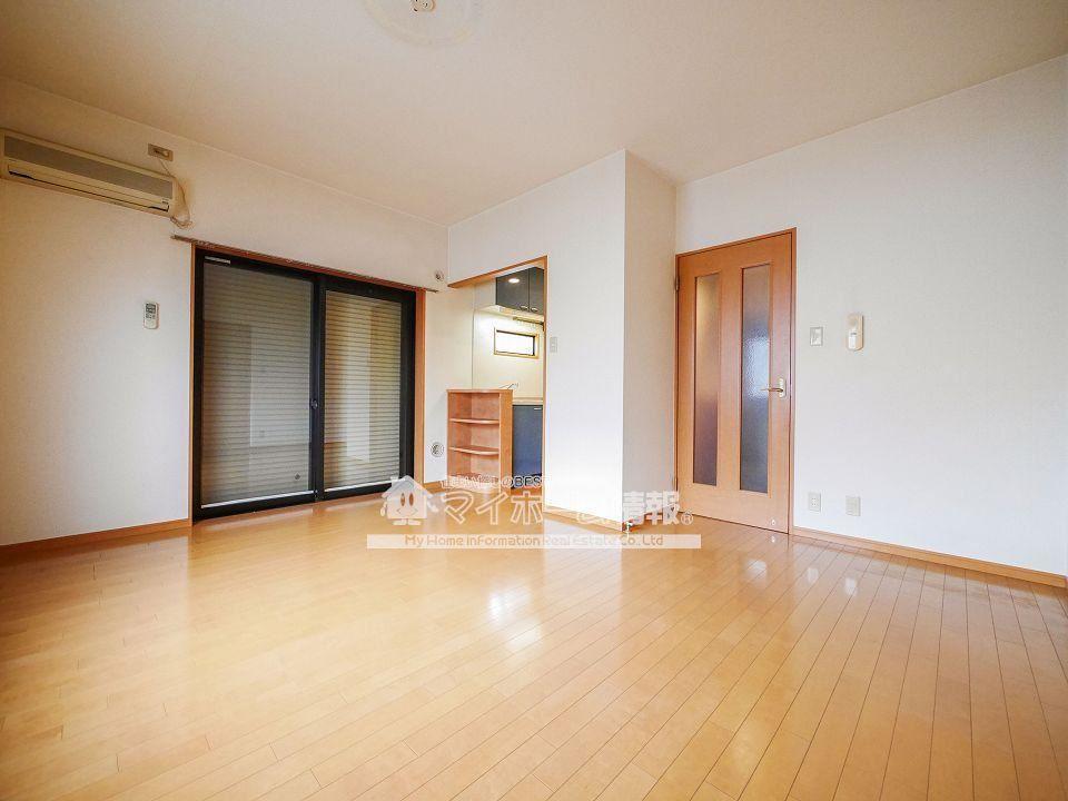 居室・リビング　開放感のある12帖のリビング♪