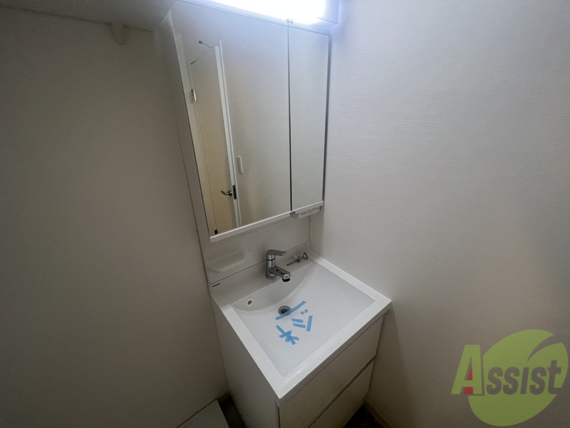 洗面設備　※洗面台のパンフレットです