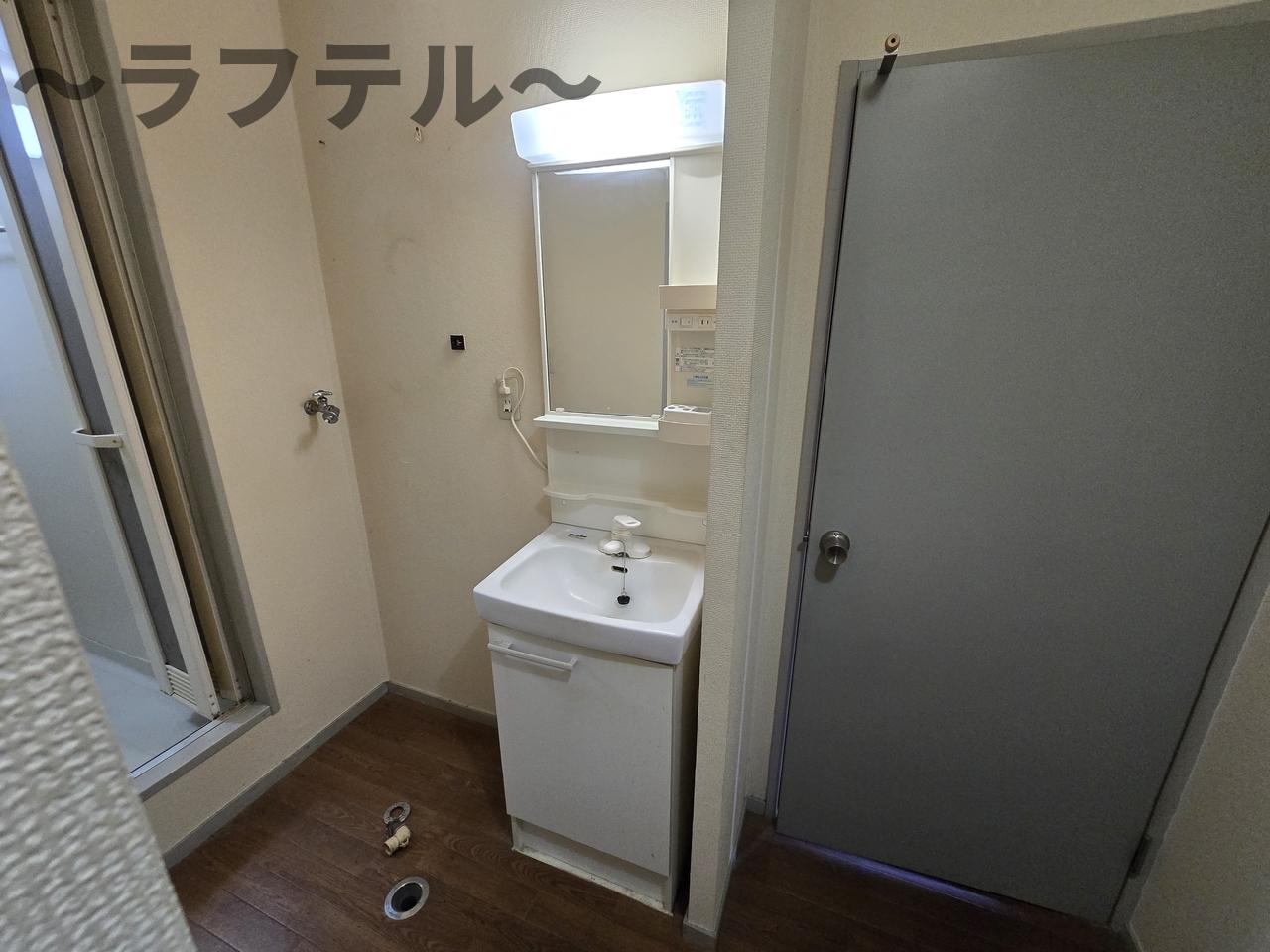 洗面設備　別部屋イメージ写真