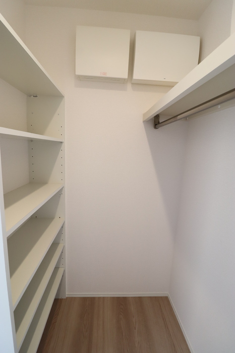 収納　※同物件・反転タイプの写真です。