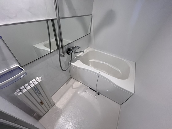 バス・シャワールーム　※別部屋の写真です