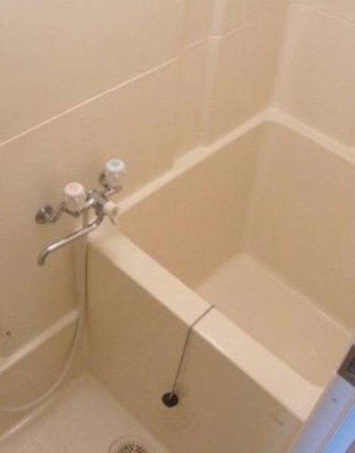 バス・シャワールーム　反転部屋参考写真です。