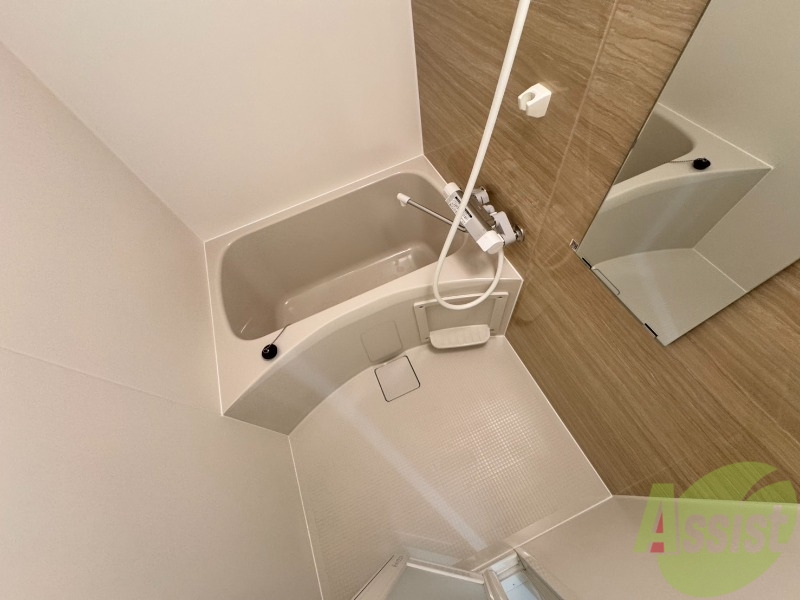 バス・シャワールーム　お風呂になります。一日の疲れを癒してくださいね。