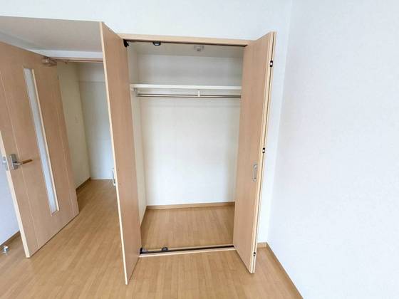 収納　※別部屋の写真です