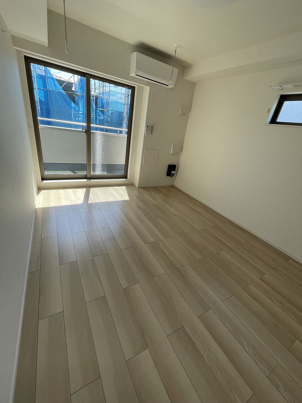 居室・リビング　同物件、別タイプの部屋の写真です