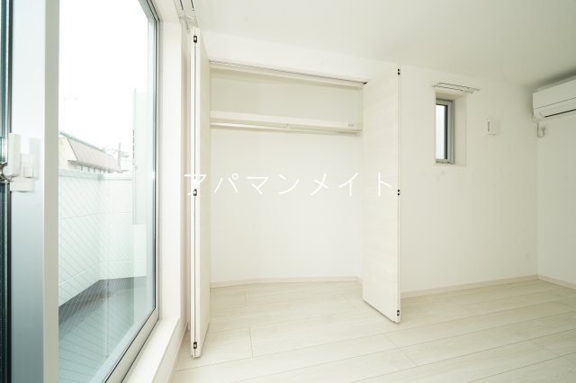 収納　たっぷりとした収納スペースです