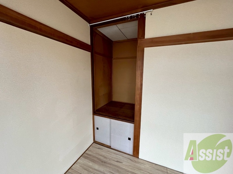 収納　こちらは収納です。物をしまう事ができますね！