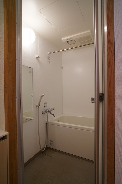 バス・シャワールーム　バス※別部屋参考写真