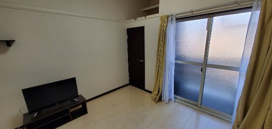 居室・リビング　※別部屋の写真です