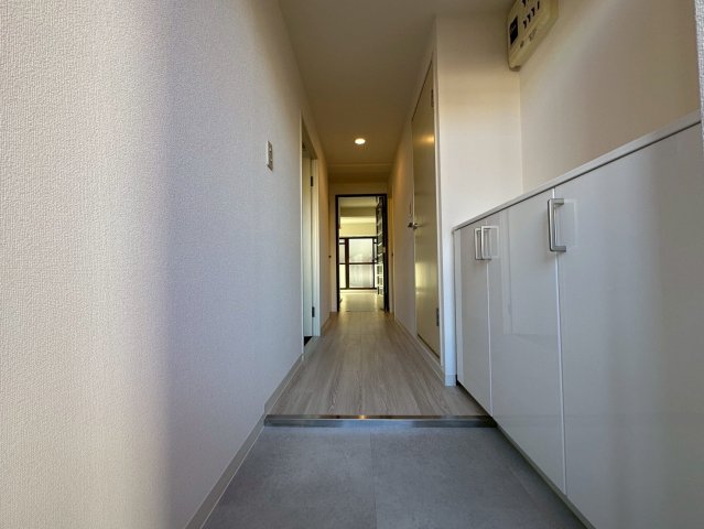玄関　詳細は、RISUMO江坂本店までお問合せください♪