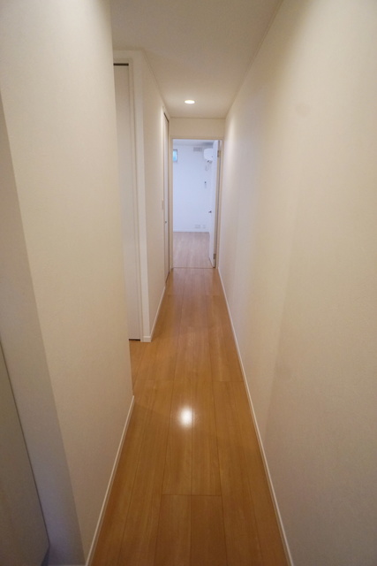 玄関　シューズボックス付☆いつでもスッキリ片付きますね！