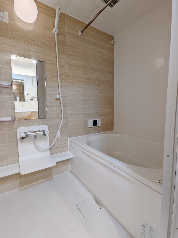 バス・シャワールーム　図面と現状に相違がある場合には現状を優先