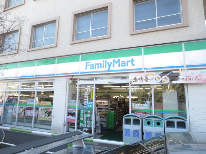 コンビニ　ファミリーマート 滝野川一丁目店（コンビニ）まで502m