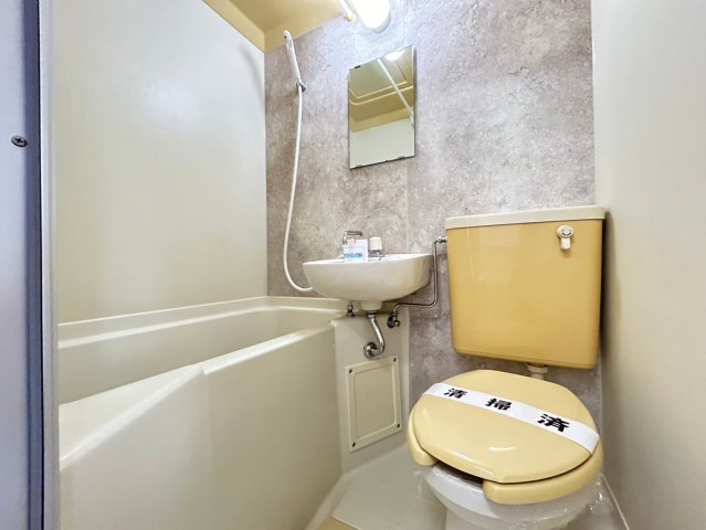 バス・シャワールーム　※別部屋参考写真※