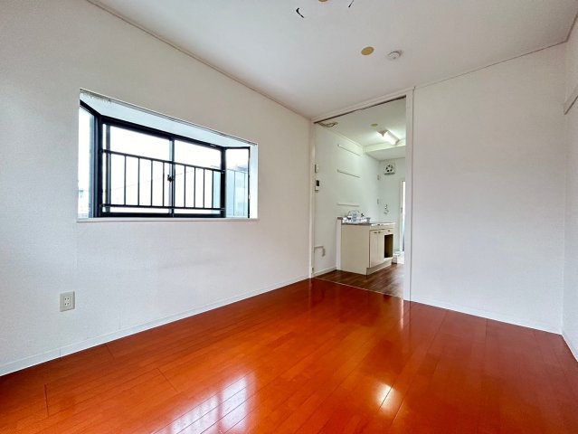 居室・リビング　※別部屋参考写真※