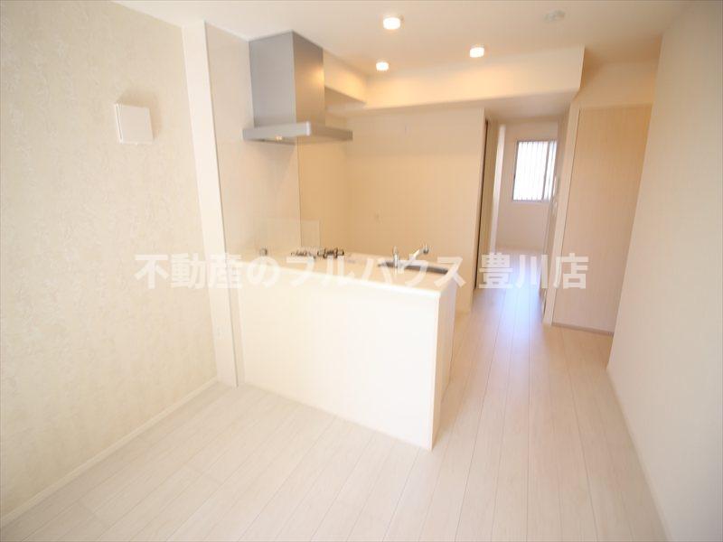 居室・リビング　写真は同型タイプ別物件