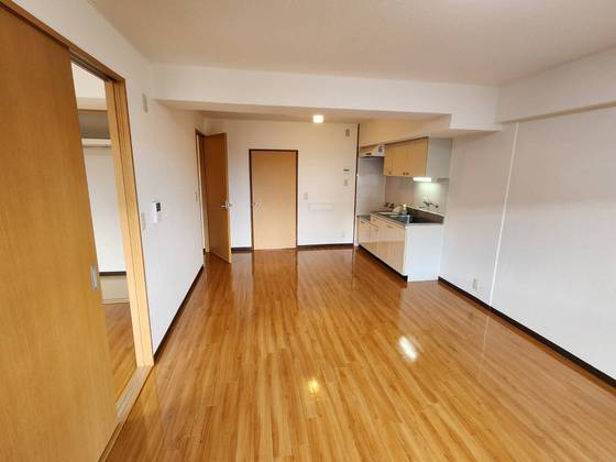 居室・リビング　リビング