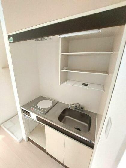 キッチン　※別部屋参考写真