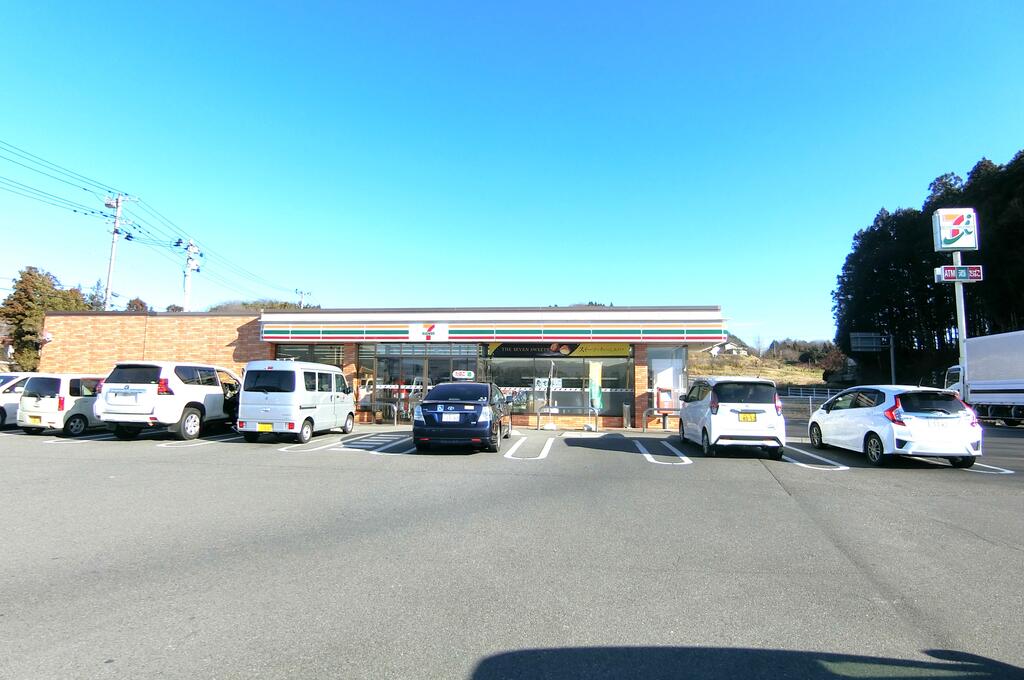 コンビニ　セブンイレブン新本宮店（コンビニ）まで660m