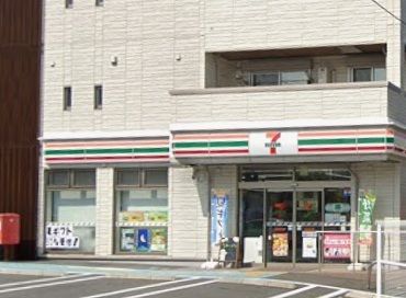 コンビニ　セブンイレブン（コンビニ）まで285m