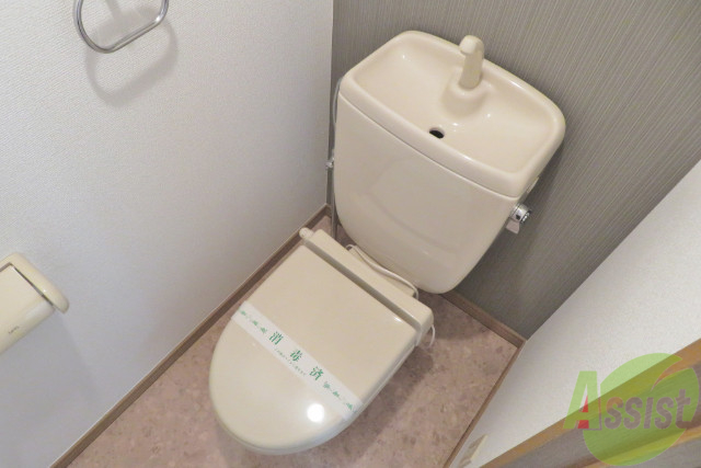 トイレ　トイレはシンプルで使いやすそうな印象でした。