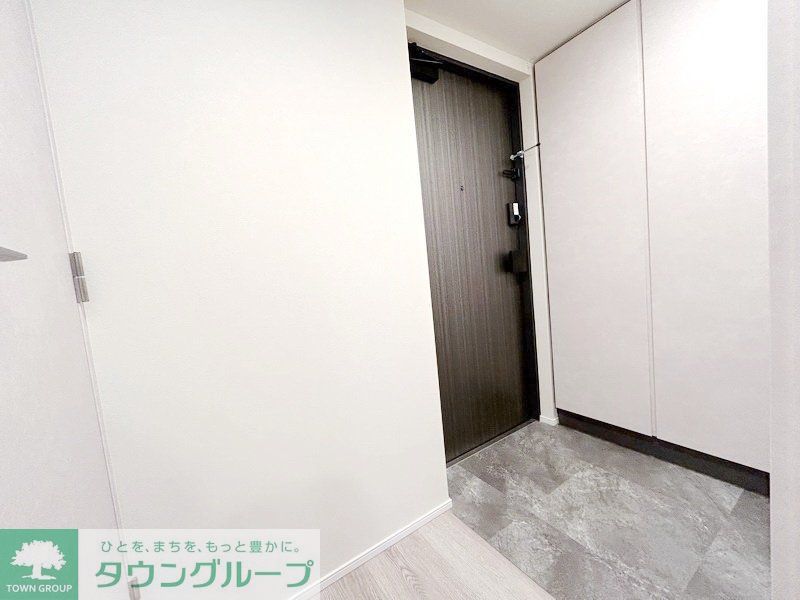 玄関　お部屋探しは株式会社　タウンハウジング　までお気軽にお問合…
