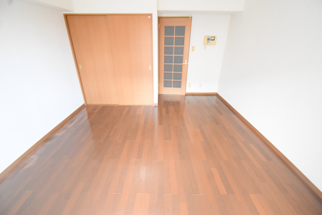 居室・リビング　写真は別のお部屋です