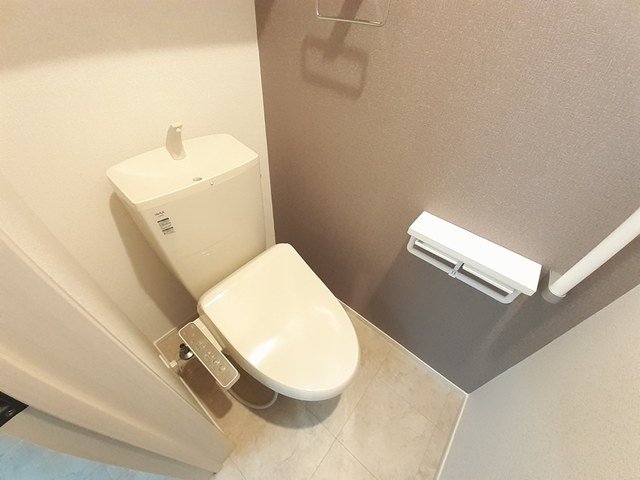 トイレ　シンプルで使いやすいトイレです