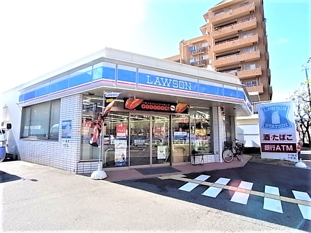 コンビニ　ローソン 神戸御影郡家一丁目店（コンビニ）まで626m