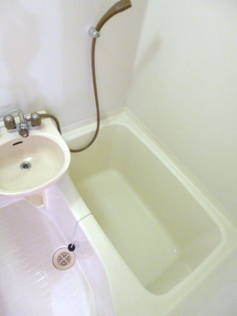 バス・シャワールーム　☆ユニットバスです☆