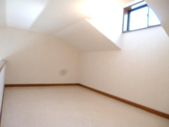 居室・リビング　☆ロフト付きです☆