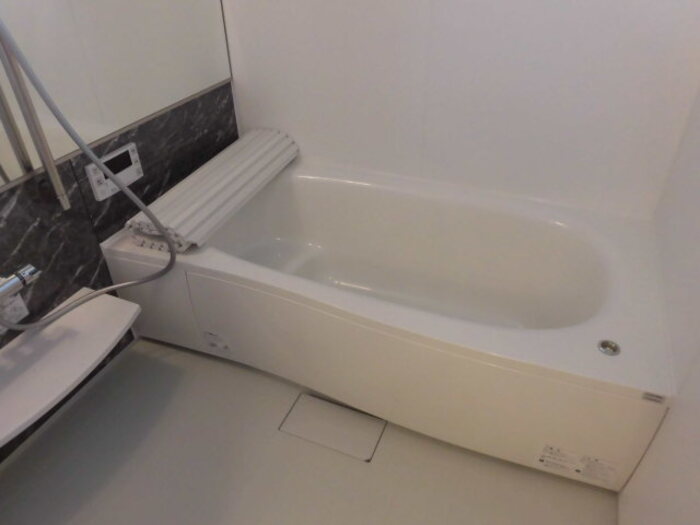 バス・シャワールーム　お風呂で日々の疲れを落としましょう