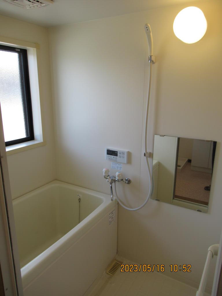 バス・シャワールーム　追焚き付き