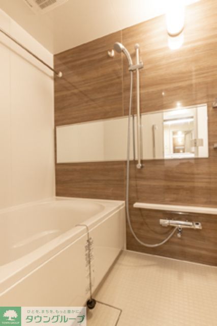 バス・シャワールーム　※写真は同タイプ住戸です。