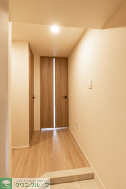 玄関　※写真は同タイプ住戸です。