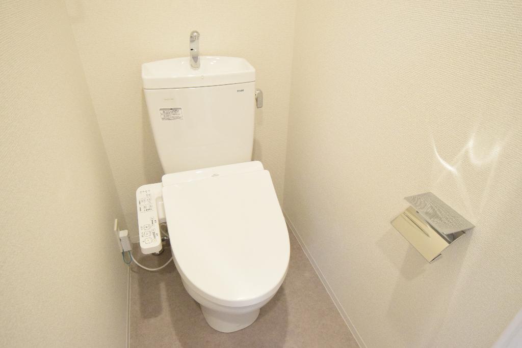 トイレ　シャワー付トイレ