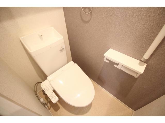 トイレ　同型タイプ