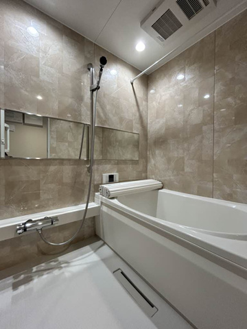 バス・シャワールーム