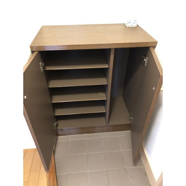 玄関　※別室の参考写真の為、現況優先です。