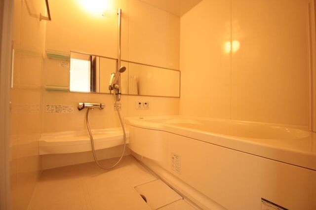 バス・シャワールーム　※別室の参考写真の為、現況優先です。