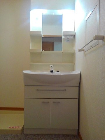 洗面設備　広い洗面スペース