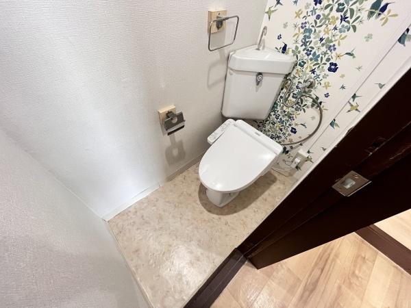 トイレ　※202号室の室内写真です