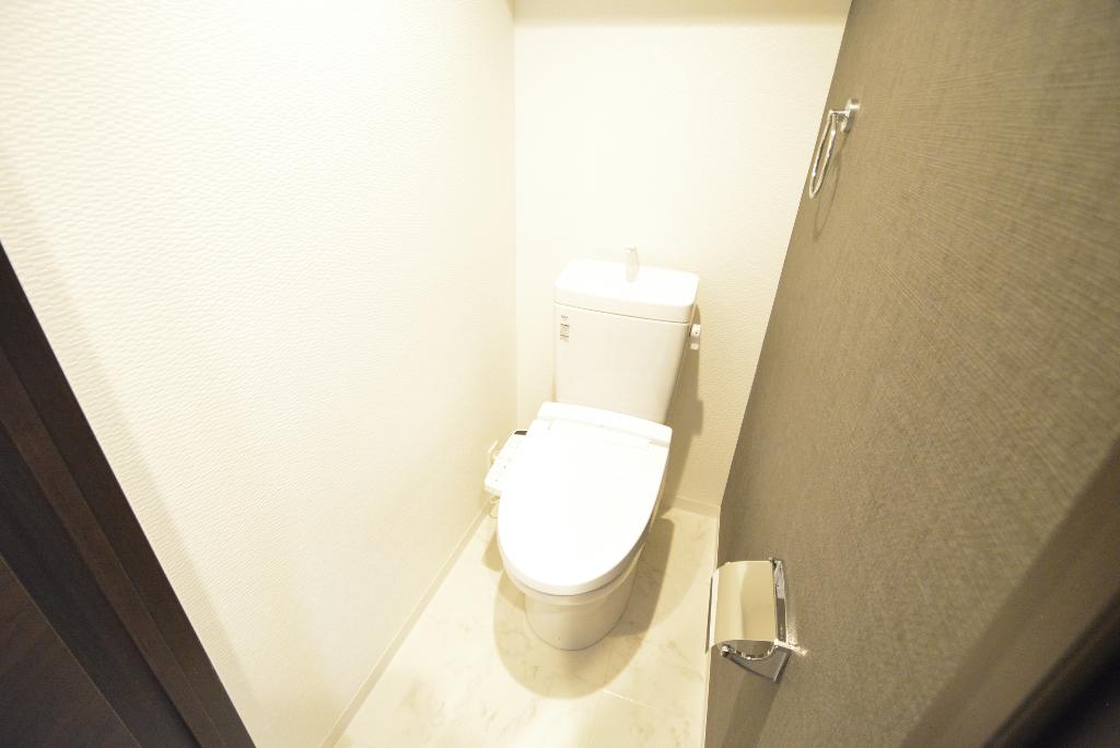 トイレ　シャワー付トイレ